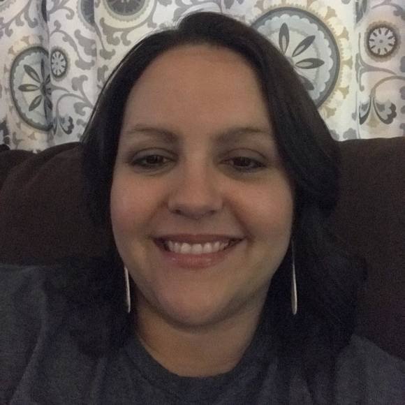 Meet your Posher, Heather - Picture 1 of 1